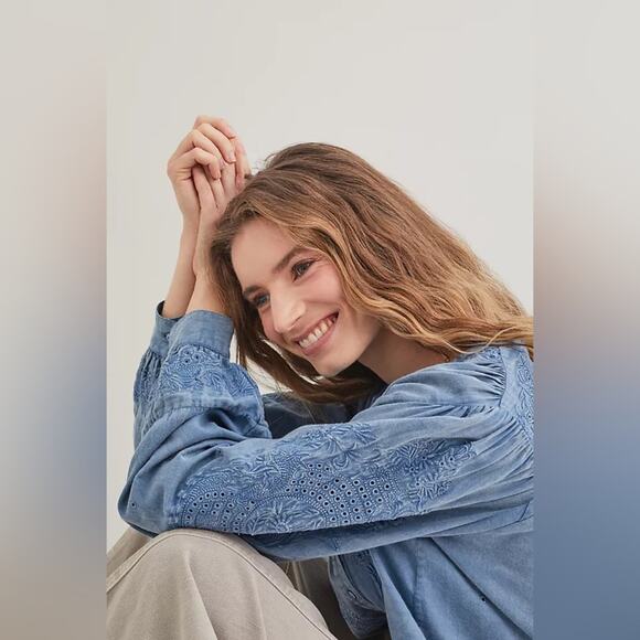 Anthropologie Seen Worn Kept Embroidered Cotton Flare-Sleeve Blouse Blue Size 4 - Picture 7 of 15
